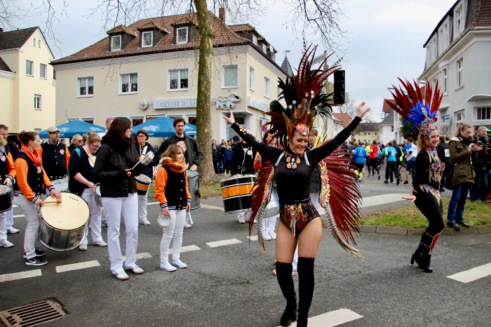Samba und Trommeln für den Laufrhythmus