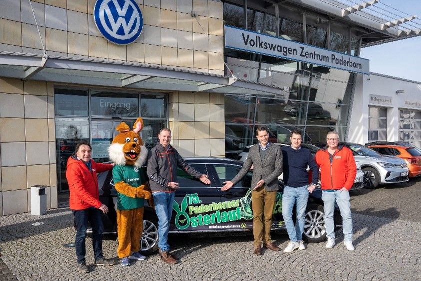 Neues Osterlauf-Fahrzeug übergeben