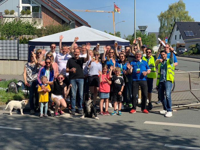 Mit Party Teil des Osterlaufes werden