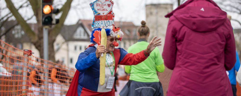 Gute Stimmung auf und an der Strecke